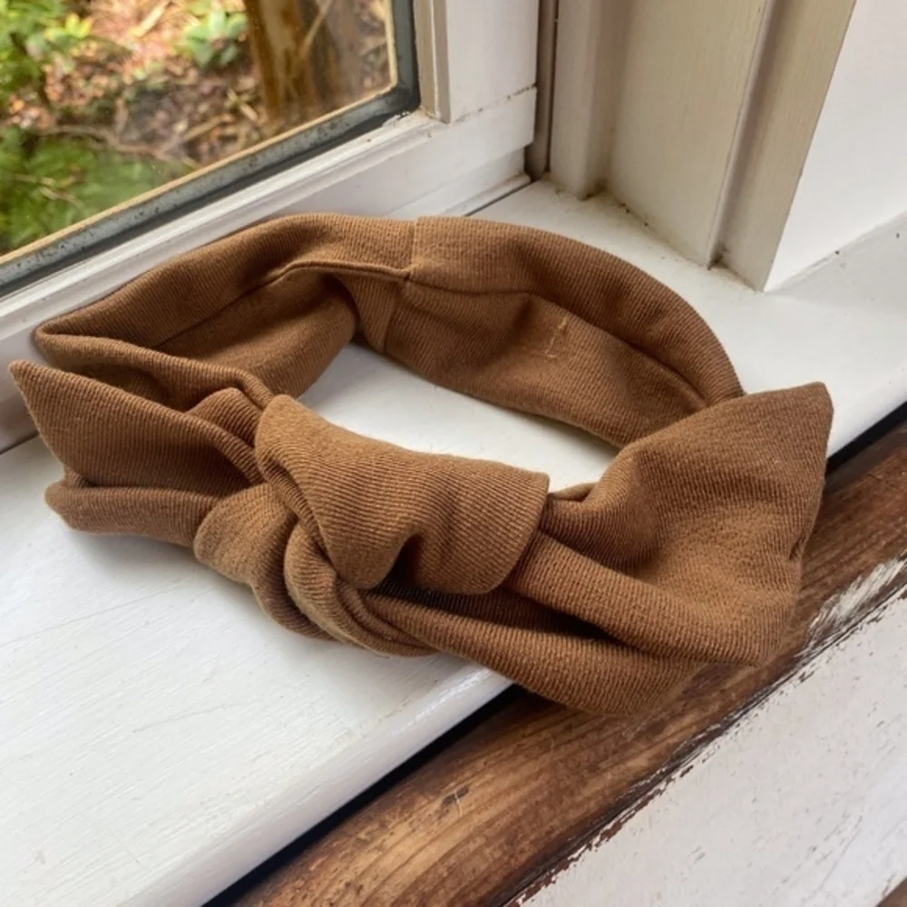 NWOT Anthropologie Knotted Brown Headband